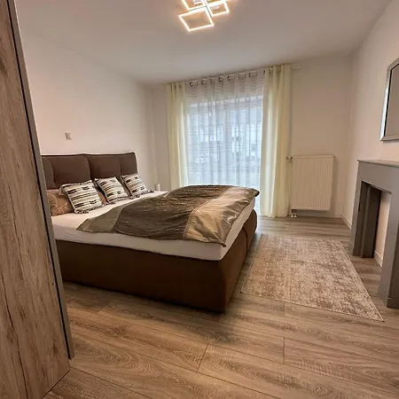 Zum Sternberg Apartment Muensingen Exterior photo